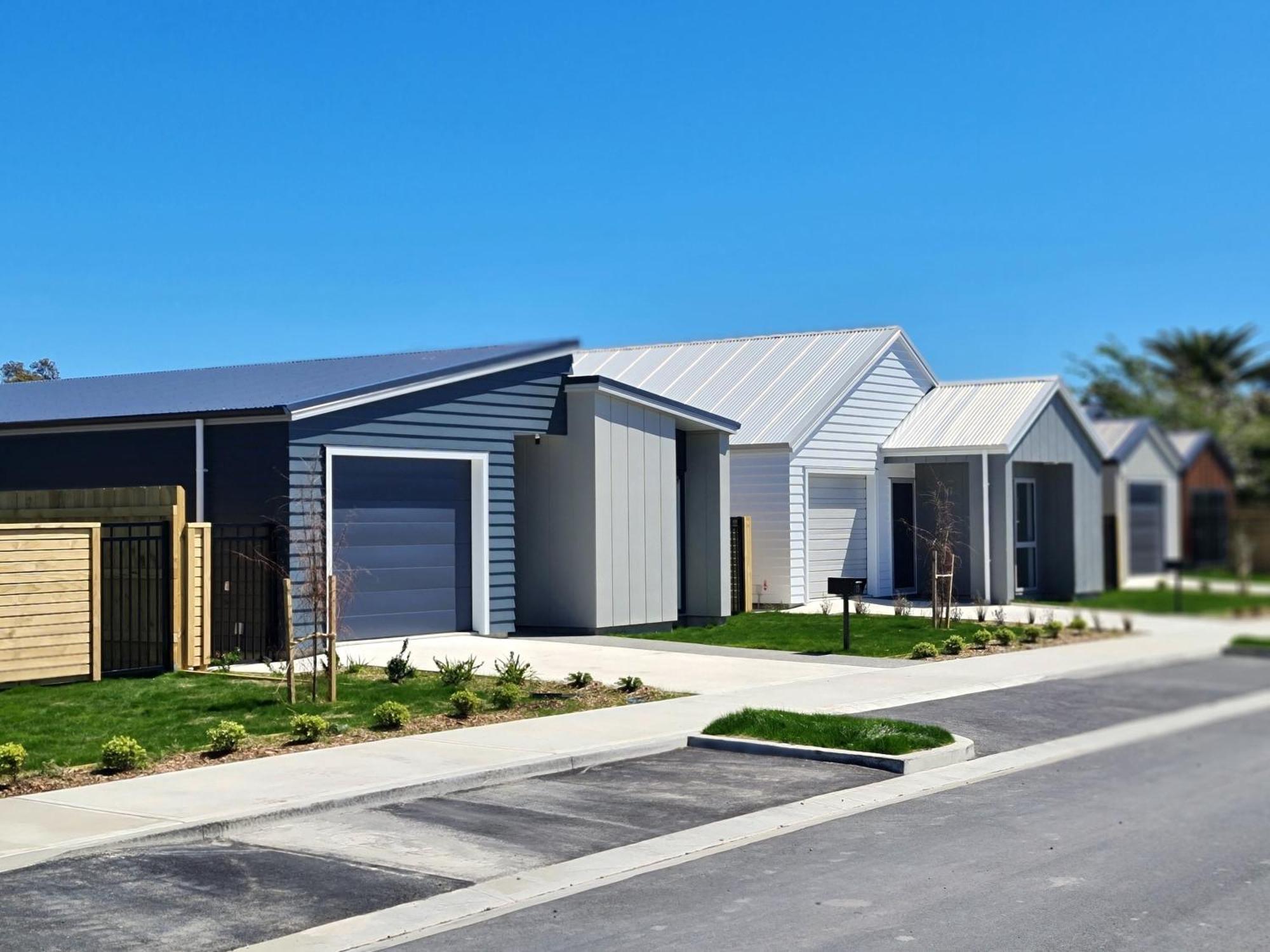 Brand New & Cosy In Kapiti - New 3-Bedrooms 4-Beds In パラパラウム エクステリア 写真